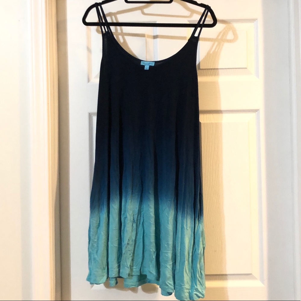 Adorable dress!